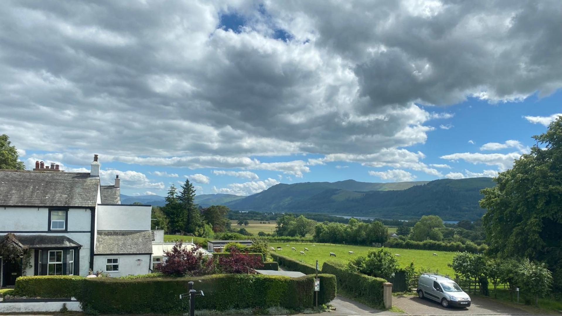Lake District Castle Inn Bassenthwaite Buitenkant foto