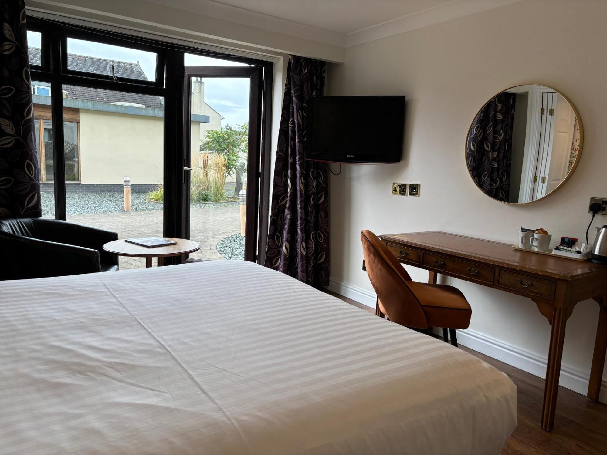 Lake District Castle Inn Bassenthwaite Buitenkant foto