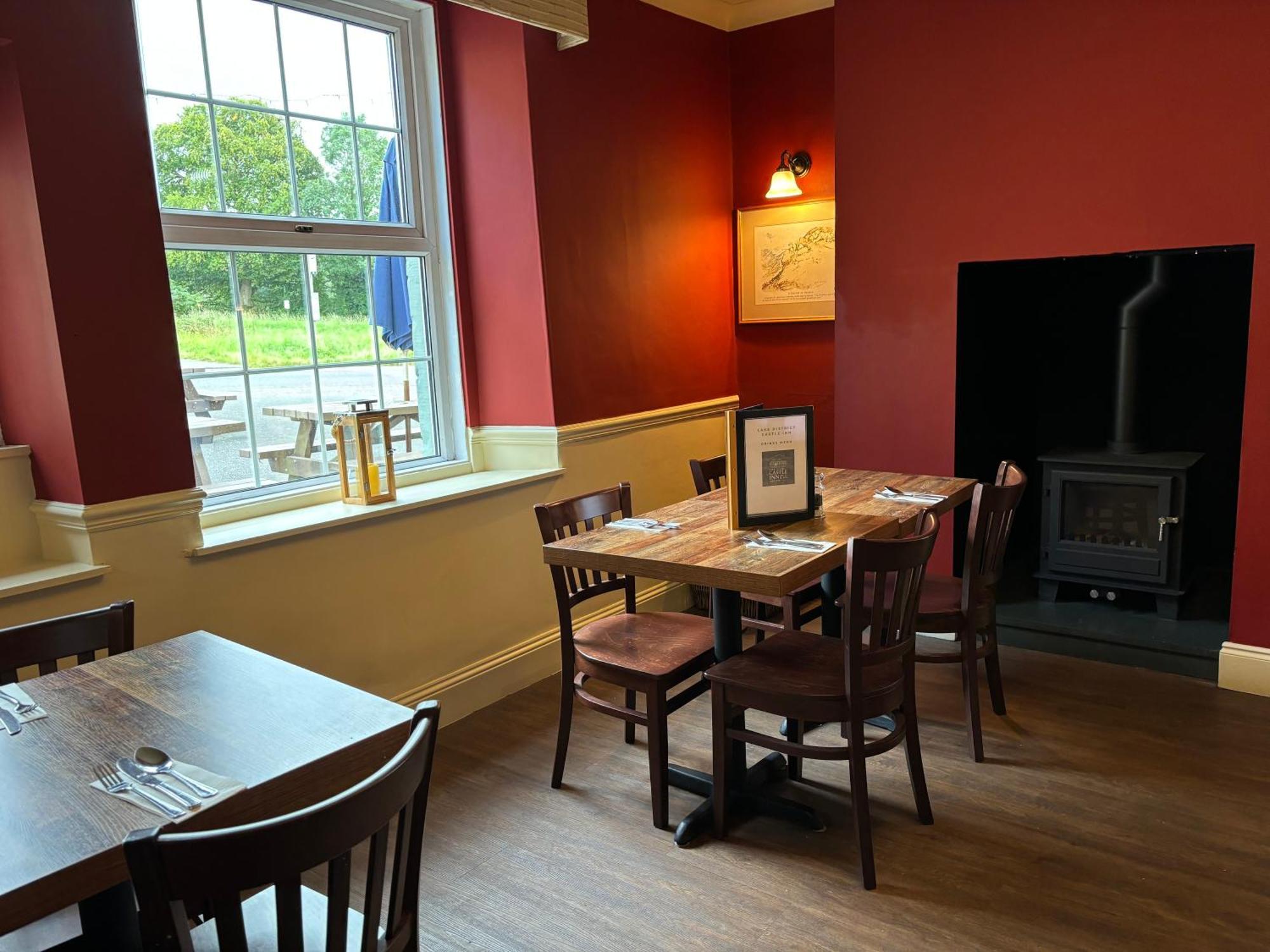 Lake District Castle Inn Bassenthwaite Buitenkant foto